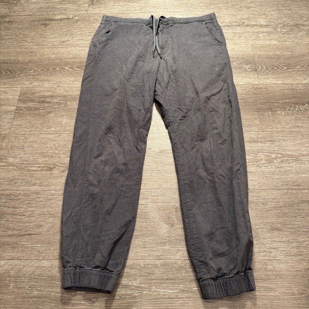 Mack Weldon Pants Men L Gray Daily Wear Stretch Performance Joggers 34x29 Lounge
